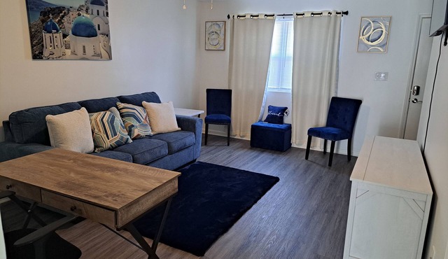 Everything You Need and More 2-br condo in Albany with WiFi, AC. Enjoy your stay