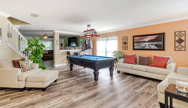 Exceptional 4br waterfront home close to Disney and Florida Polytechnic