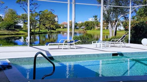 Exclusive Villa - Lakeside, 4 Minutes to Private Beach