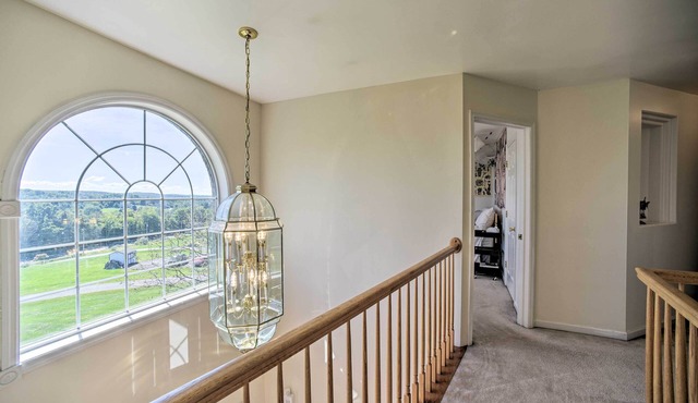 Expansive Upstate Home w/Home Theater!