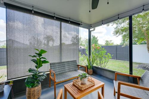 Explore Tampa Bay! Family Home w/Lanai, Game Room