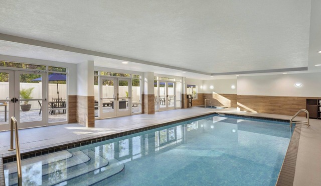 Fairfield Inn & Suites Lake City
