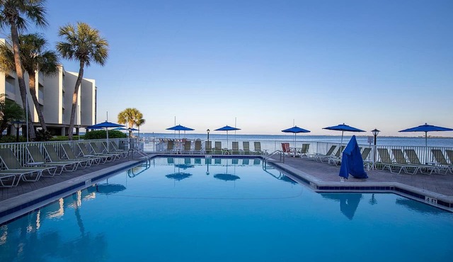 Family 2BR w/Conservation View, Balcony & Pool