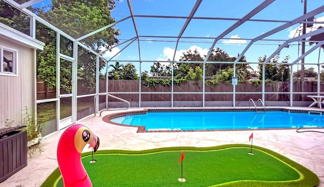 Family Fun House: Pool & Mini-Golf