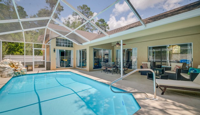 Family Getaway w/Games & Pool in Spring Hill