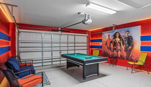 Family Getaway with Private Pool Close to Disney