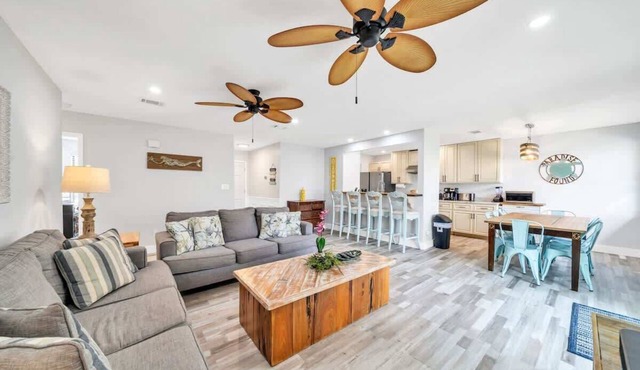 Family PCB Home 7Min Walk To Beach W Game Room For 12