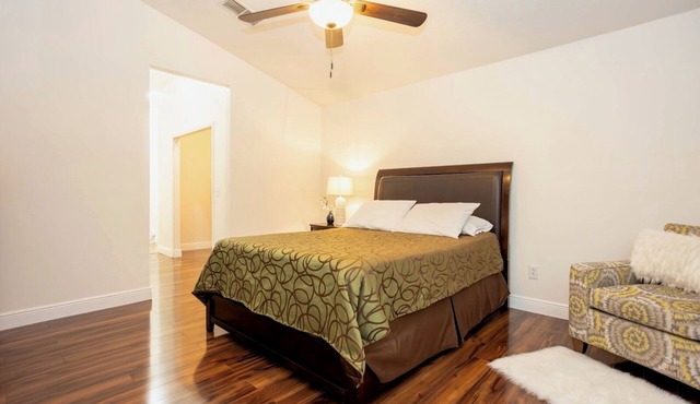 Furnished Studio with pool