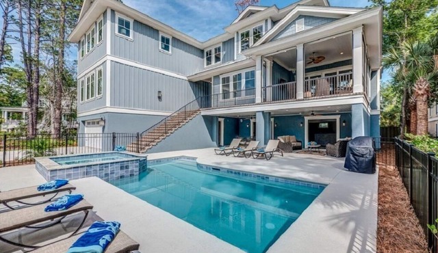 Gorgeous 5 ⭐️ custom home! 5 king suites! FREE Spa Heat, Easy 5min walk to beach