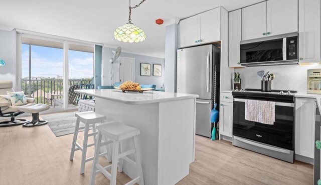 Gorgeous Bay View Studio Close To The Beach 5502