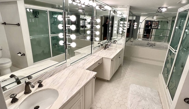 Gorgeous Beachside Condo/Townhome on Longboat Key Beach