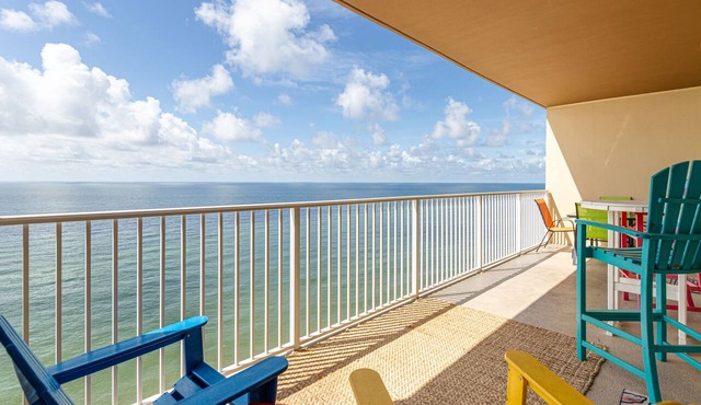 Gorgeous Unit! Direct Ocean View. Updated Unit!