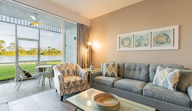 Greenlinks/Lely: Updated Coastal Condo w/Office space-Lake/Golf Views-Resort Amenities