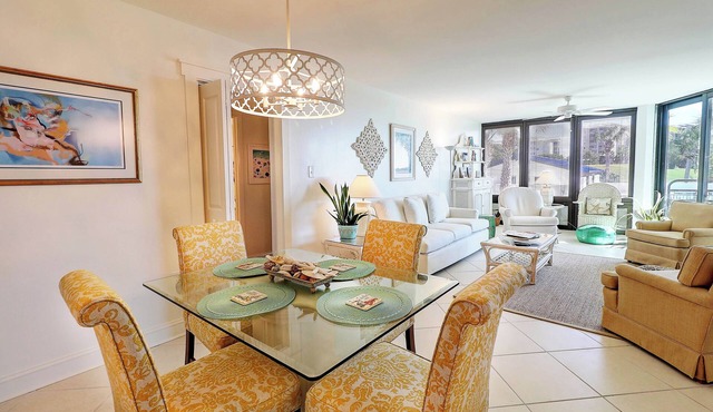Ground Floor Condo with Shared Pool, Golf Access, Bay Views, and WiFi