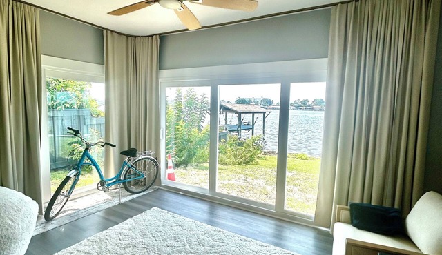 Ground level 2-bedroom condo with WiFi in wonderful location Panama City Beach