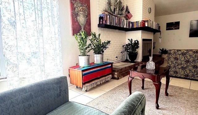 Gulf Coast Hideaway. 2BR · Near Beach & Downtown