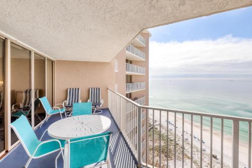 Gulf-front condo with view 3 resort pools tennis & 1 500 ft of resort beachfront
