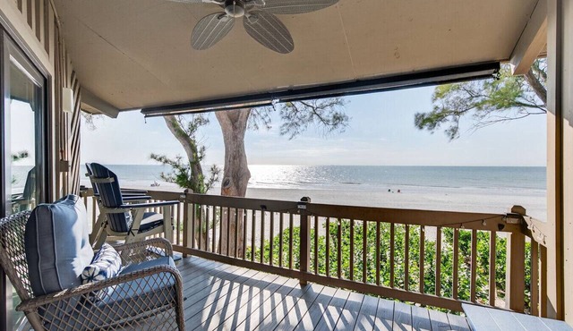 🌴 Gulf-Front Paradise Awaits in Indian Shores! 🌊