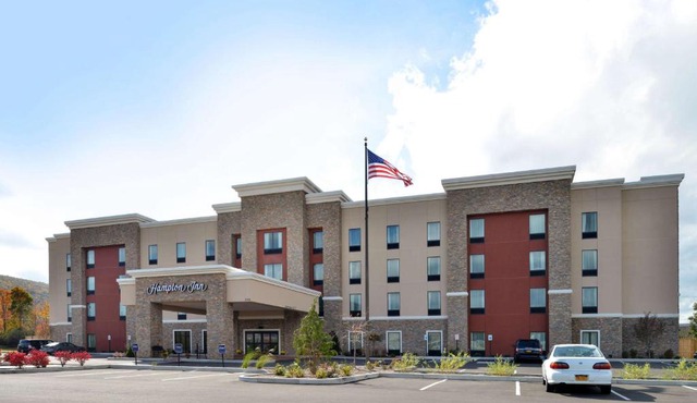 Hampton Inn Corning/Painted Post