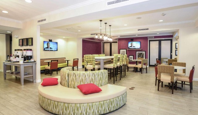 Hampton Inn Jacksonville - East Regency Square