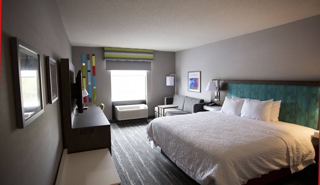 Hampton Inn Utica