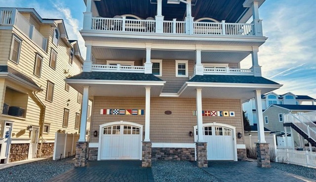 Has Pool AND Steps from the Beach!