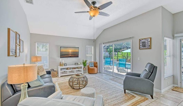 Haven Hideaway with Saltwater Pool 3br Sleeps 8
