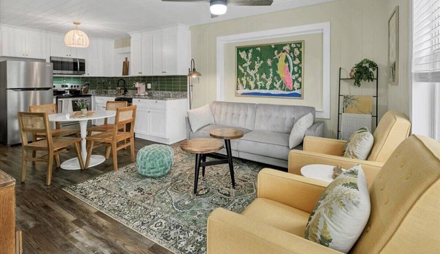Heart of Safety Harbor, 2BR Retreat Near Dining & Waterfront