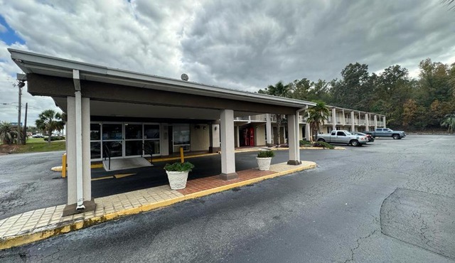 Heritage Inn