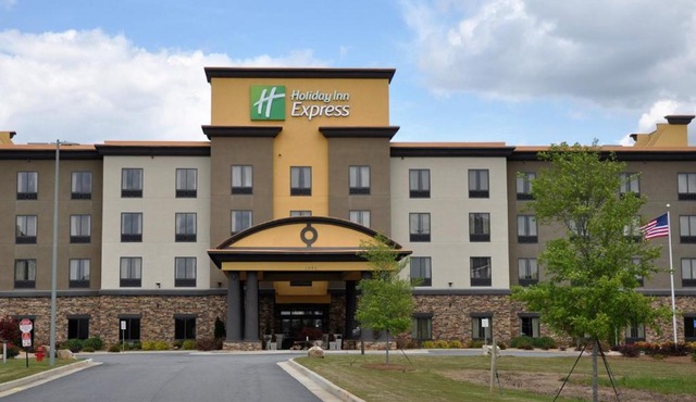 Holiday Inn Express & Suites Perry-National Fairground Area by IHG