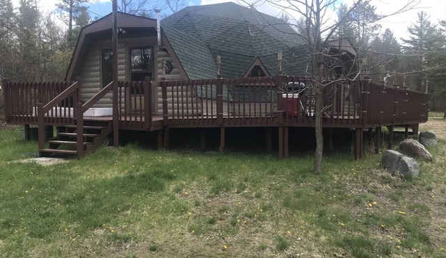 Honey dome Hideout Unique cabin sitting on 5 acres in northern Michigan