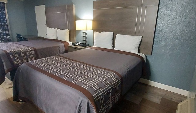 HOTEL BLUE