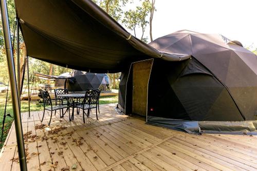 Idyllic Geodesic Dome Sanctuary near Schoharie Creek in New York