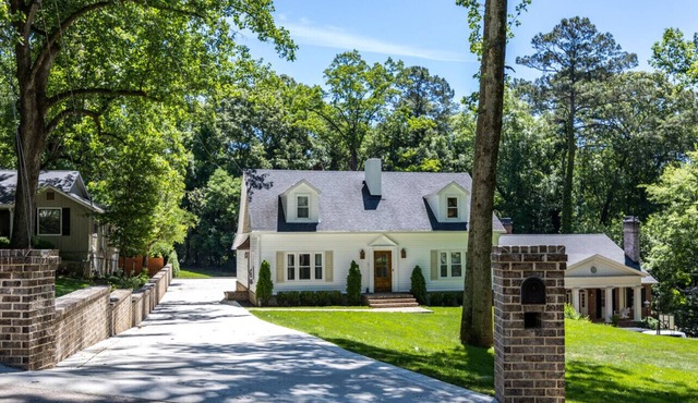 Ingleside Luxury Home | 4br | Office + Gym