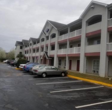 Intown Suites Extended Stay Warner Robins