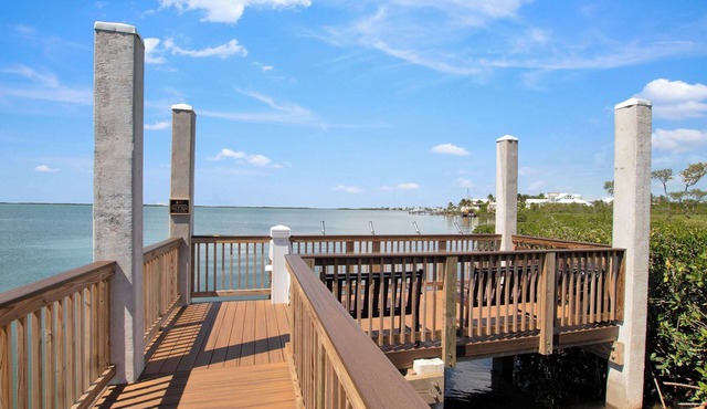 Island Breeze Escape