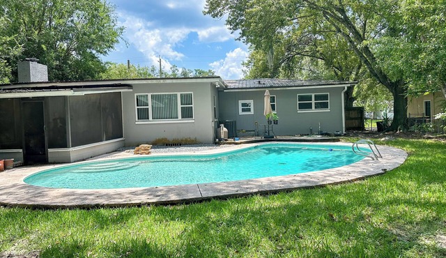 Jax Ranch with Private Pool - Sleeps 12