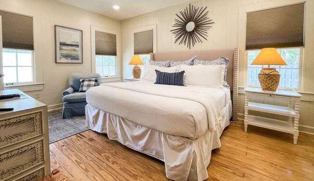 June Openings! Grayton 30A Beach House + 4 Bikes