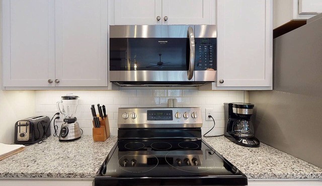 King one-bedroom condo w/pool in the SSI Village area Unit 2301