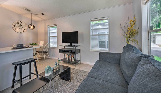 Kissimmee Cottage w/ Resort-Style Amenities!