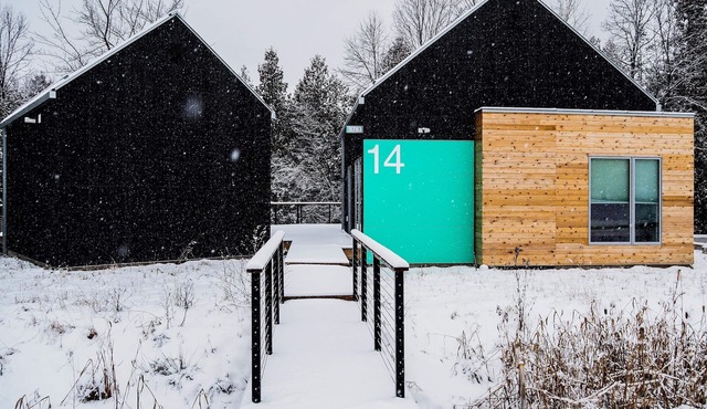 KOTI 14 (Three Bedroom) Traverse City's Scandinavian Cabins, vacation home on TART & mins to Travers.