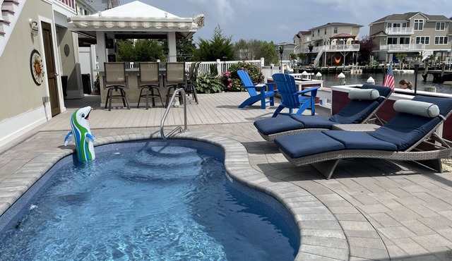 Lagoon Front Beach House Stunning Views - inground pool 5 minutes to LBI Beaches