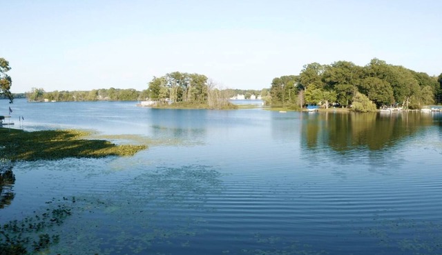 Lake Front @ Pine Lake w/Kayaks & Paddle Boat