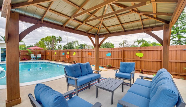 Lanai, Grill & Outdoor Pool: Melbourne Duplex!