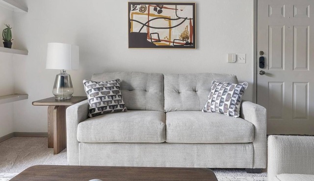 Landing | Beautiful 2BD, Clubhouse, Tennis Court