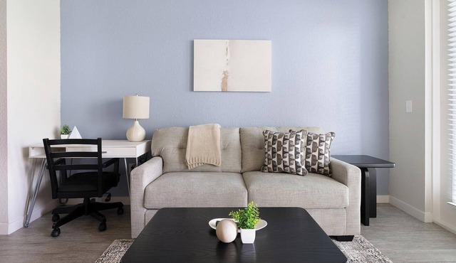 Landing | Chic 1BD, Gym, Clubhouse