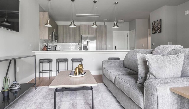 Landing | Incredible 1BD, Gym, Pool