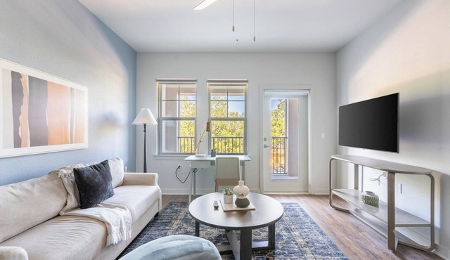 Landing | Incredible 1BD, Yoga Studio