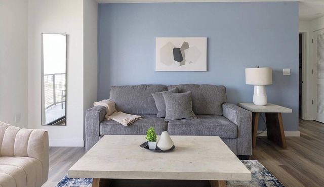 Landing | Incredible 2BD, Pool