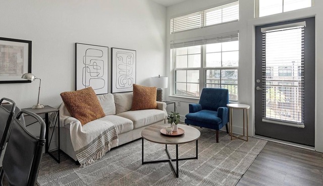 Landing | Modern 1BD, Gym, Pool